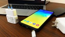 galaxy s10 won't turn on other charging accessories