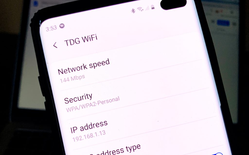 Galaxy S10 WiFi keeps disconnecting after Android 10 update
