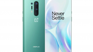 OnePlus 8 Pro Users Reportedly Seeing Strange Green Tint on the Screen