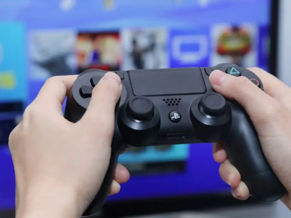 how to connect a new controller to the ps4
