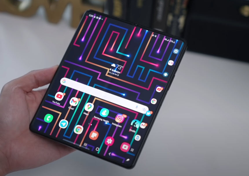 Perform a soft reset on your Galaxy Z Fold 3