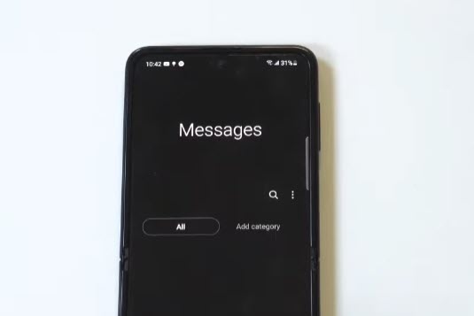 Clear the Message app cache