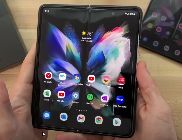 Perform a soft reset on your Samsung Galaxy Z Fold3 5G