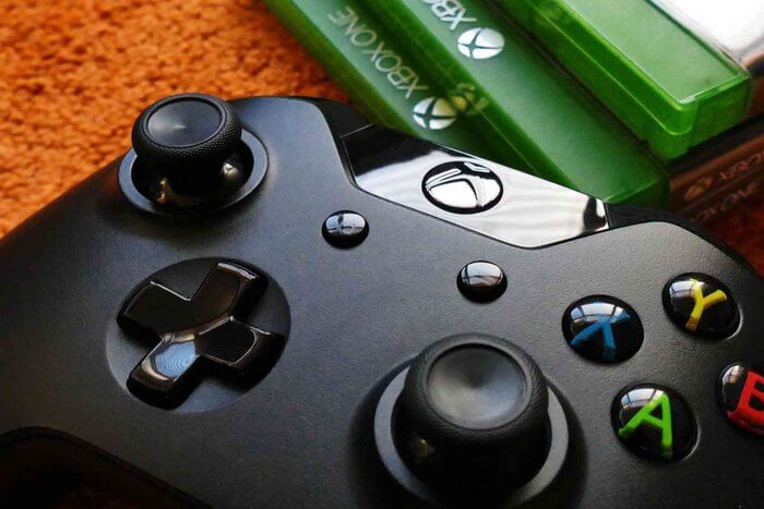 Xbox One Controller and game disc