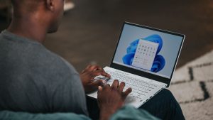 How To Fix “Your Folder Can’t Be Shared” Error [Updated 2023]