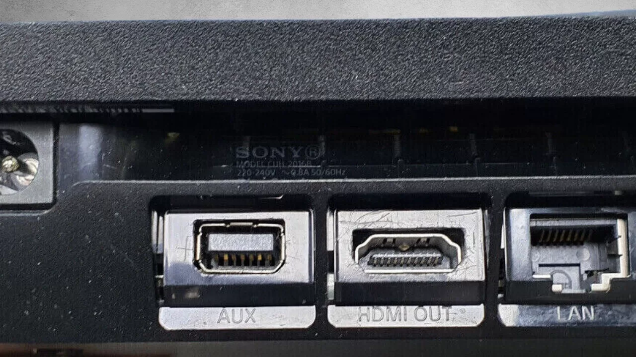 Inspect the HDMI Ports for Damage