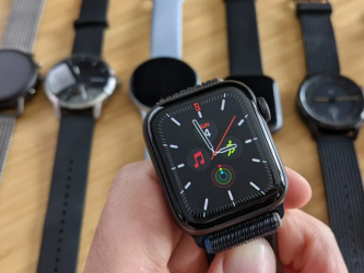 The Smartwatch Boom: Why Traditional Watch Companies Are Struggling to Keep Up