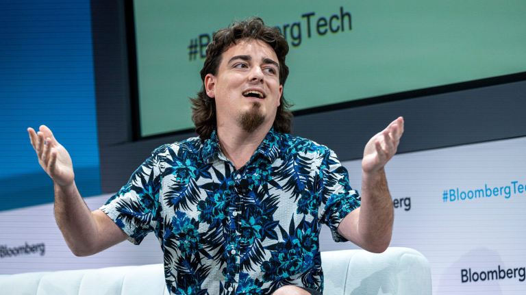 Palmer Luckey Gives His Take on Alleged DeepSeek Conspiracy to Undermine U.S. AI Startups